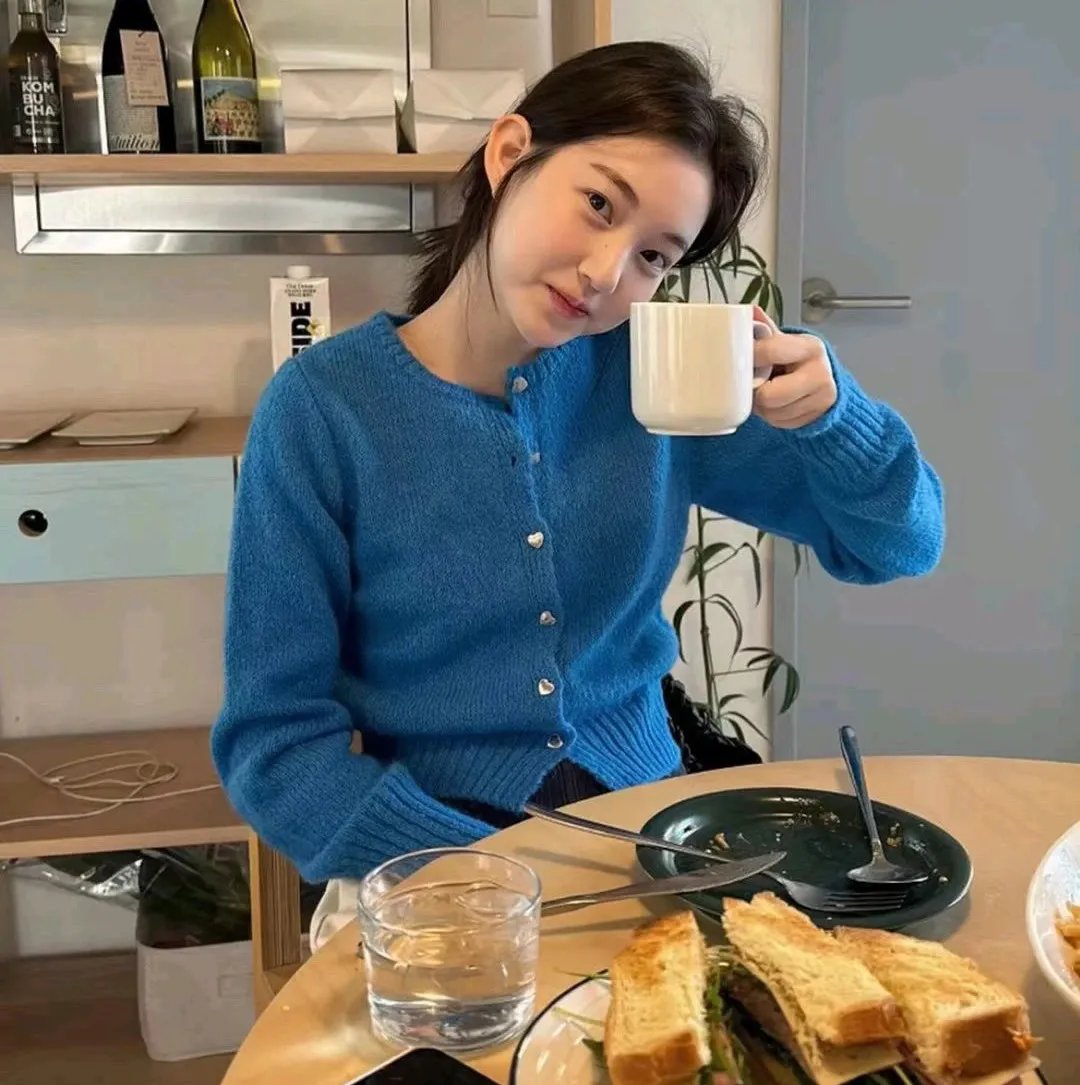 冷酷的世界 封面
